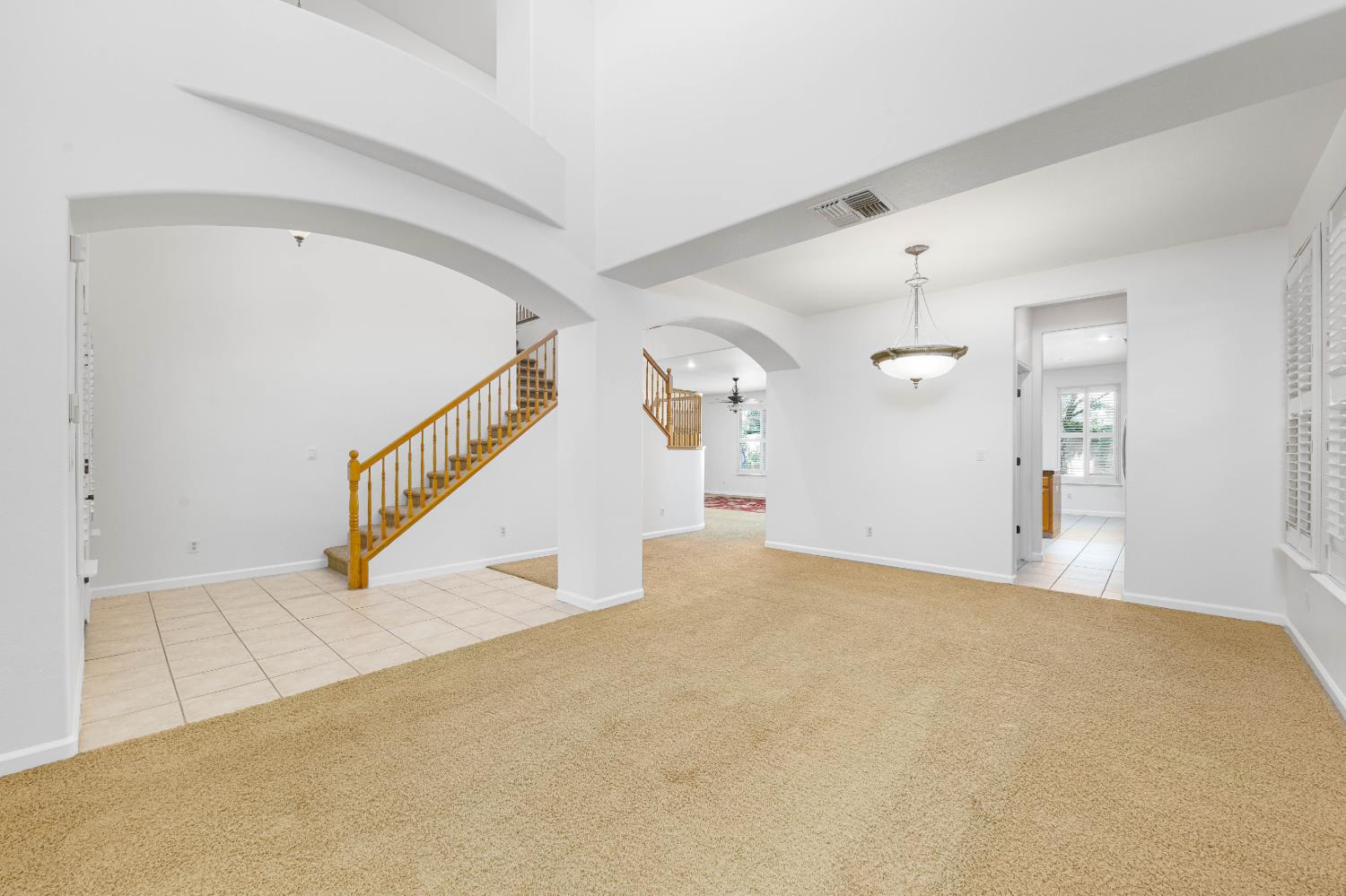 1705 Avignon Ln, Modesto, CA 95356