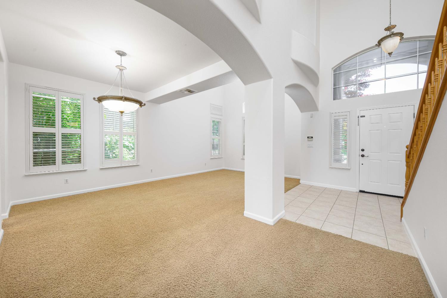 1705 Avignon Ln, Modesto, CA 95356