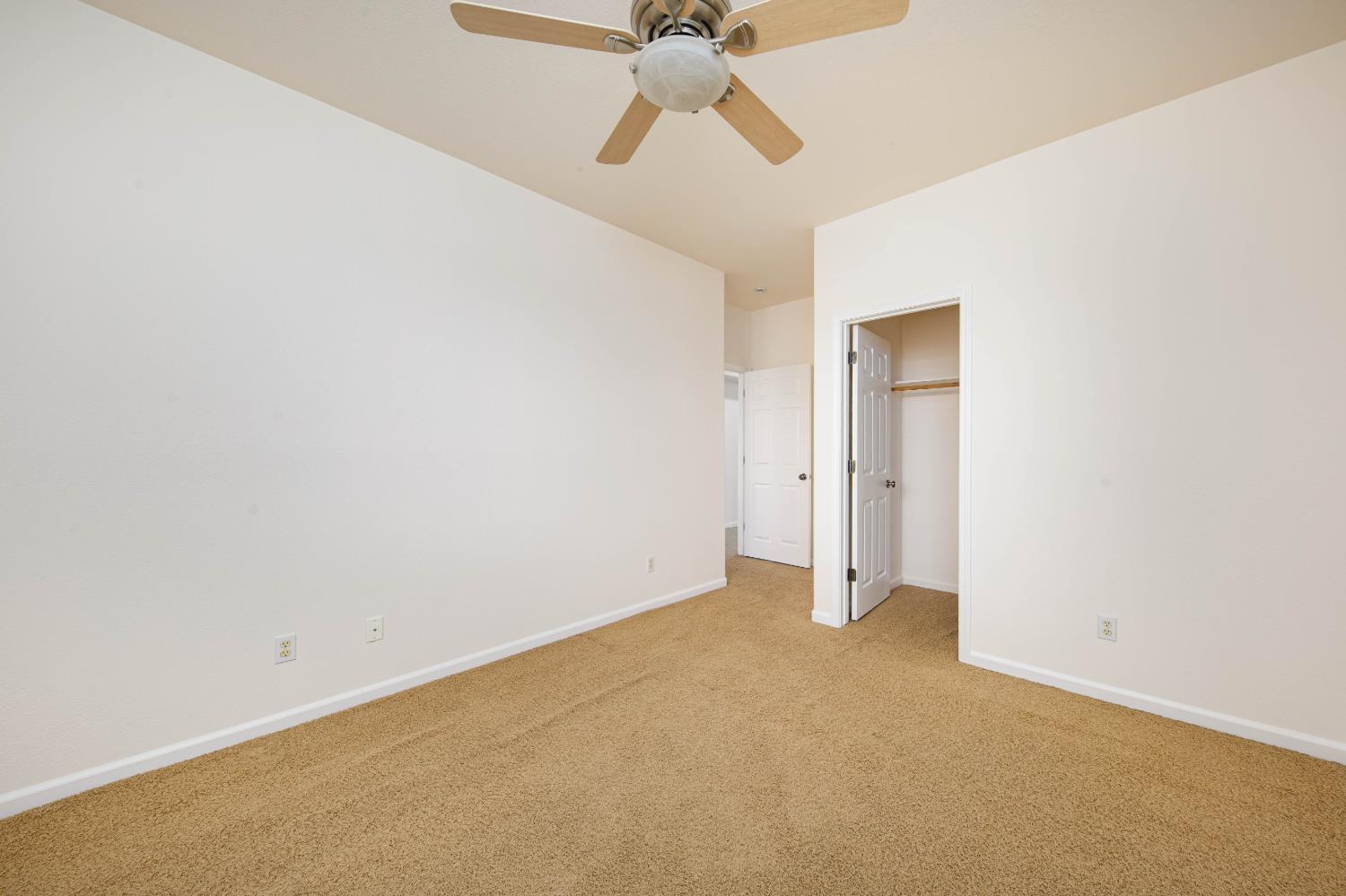 1705 Avignon Ln, Modesto, CA 95356