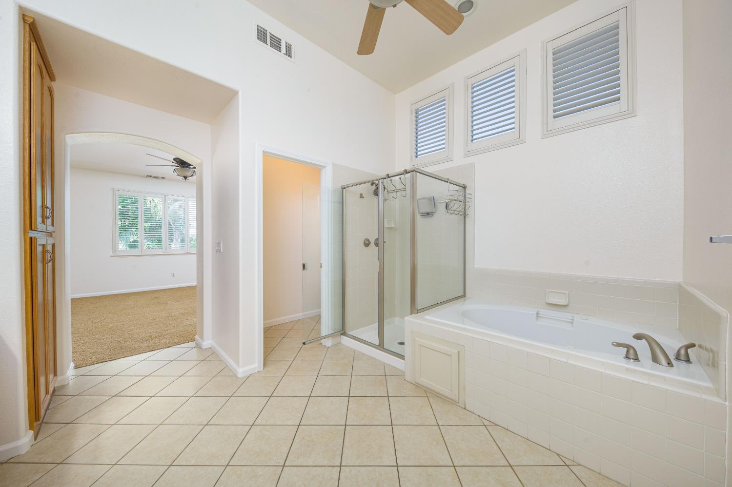 1705 Avignon Ln, Modesto, CA 95356
