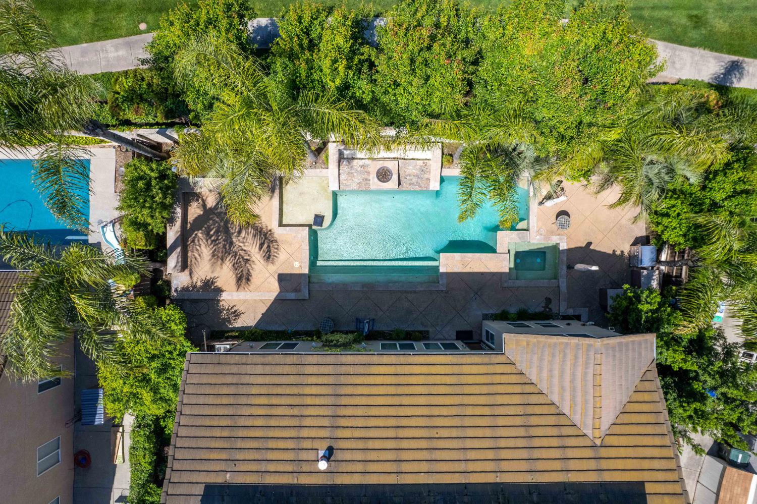 1705 Avignon Ln, Modesto, CA 95356