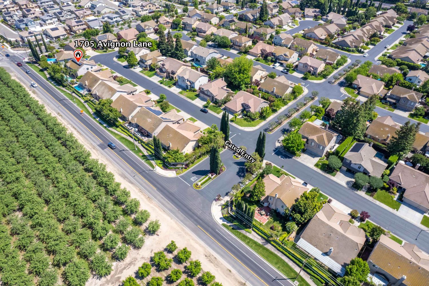 1705 Avignon Ln, Modesto, CA 95356