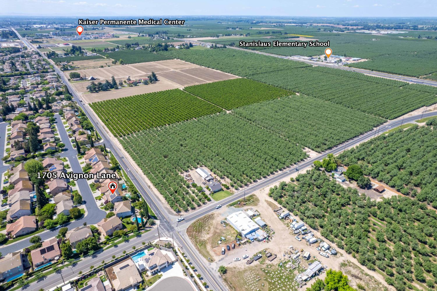 1705 Avignon Ln, Modesto, CA 95356