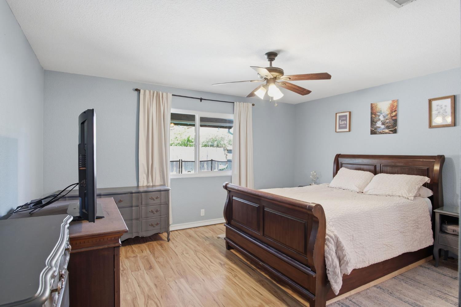 1669 London Ave, Manteca, CA 95336