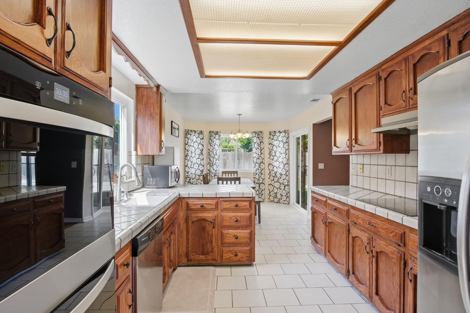 1669 London Ave, Manteca, CA 95336