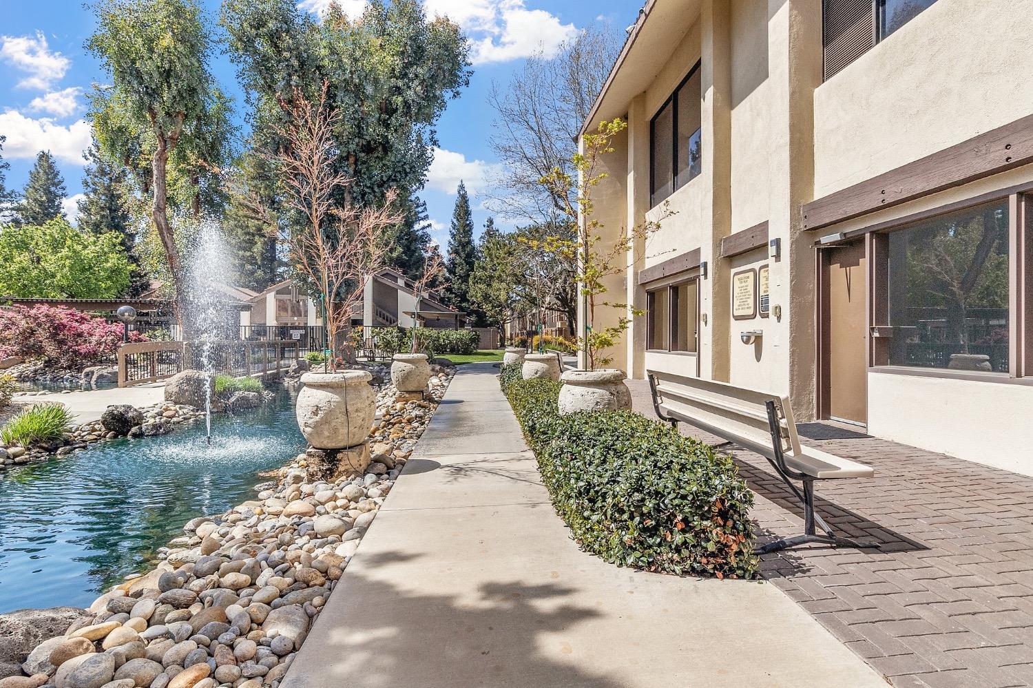 3701 Colonial Dr #164, Modesto, CA 95356