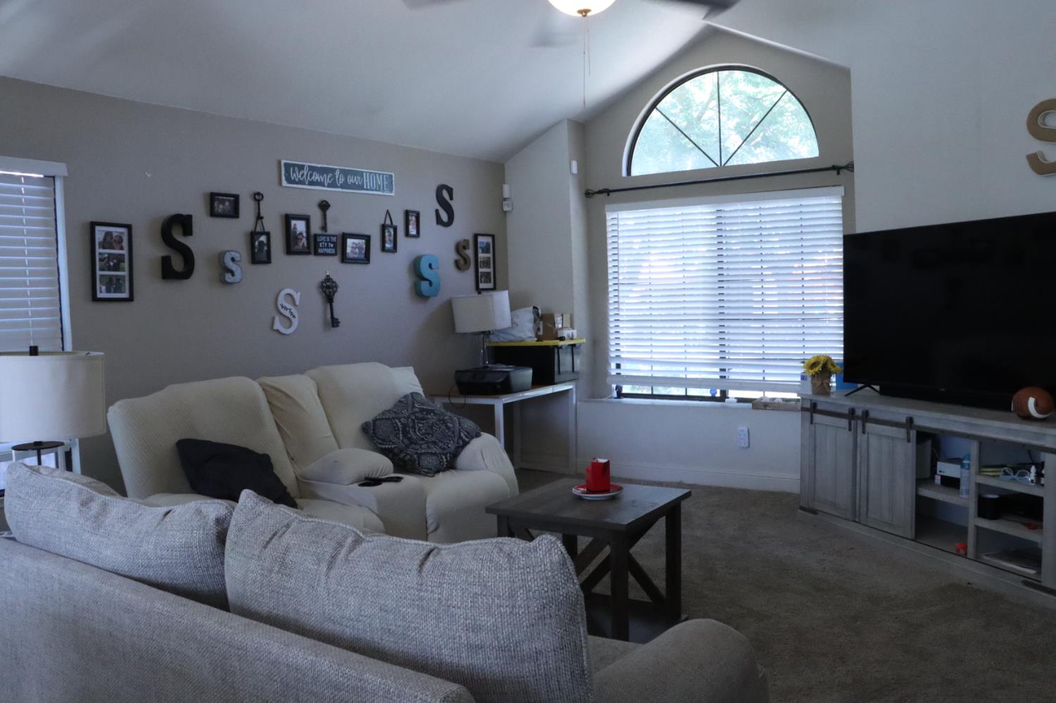 1000 Narvik Ln, Modesto, CA 95350