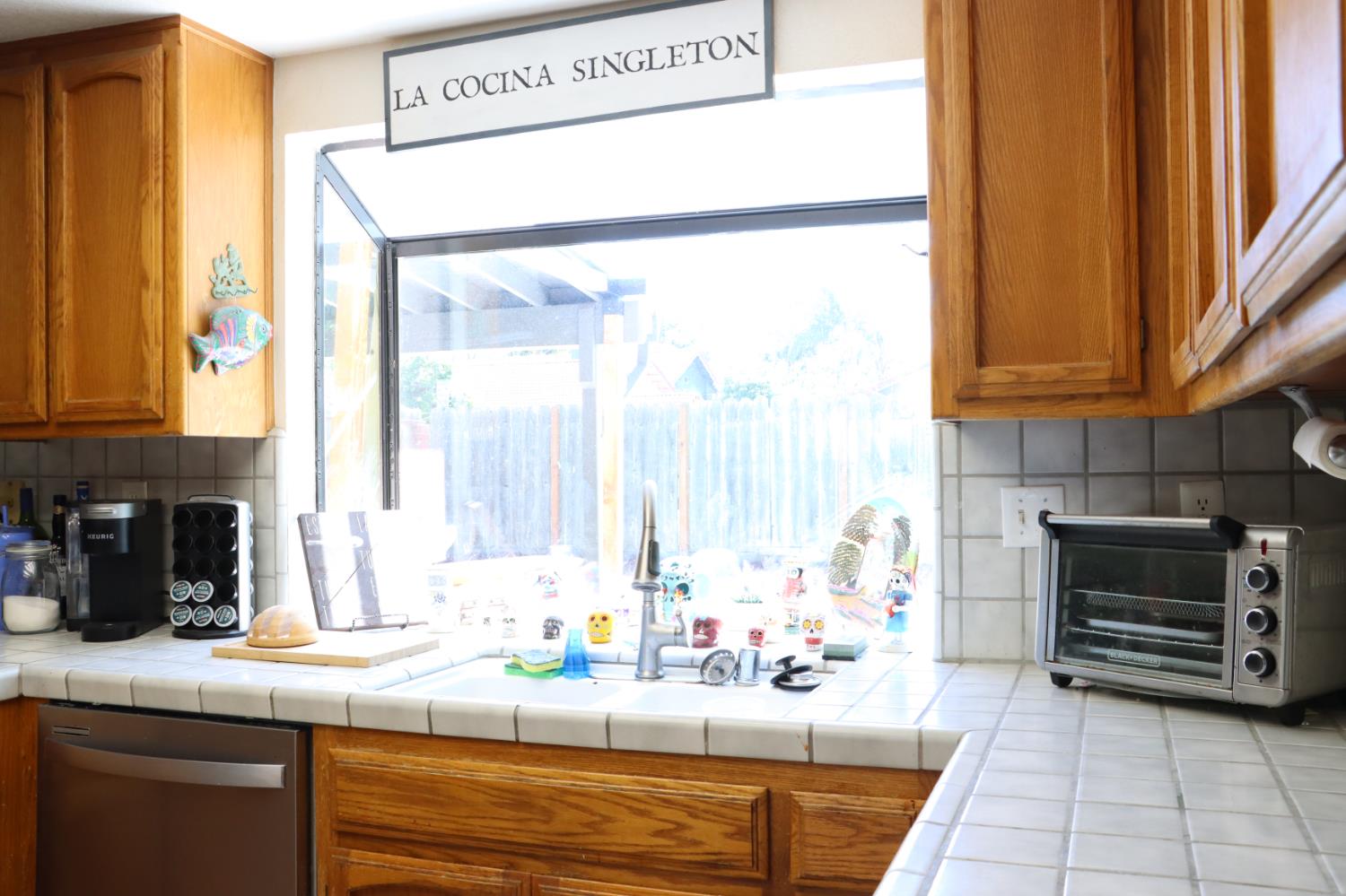 1000 Narvik Ln, Modesto, CA 95350