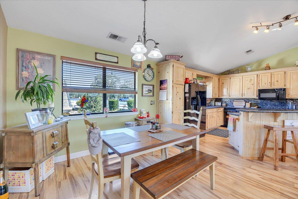 4248 Council Trl, Copperopolis, CA 95228