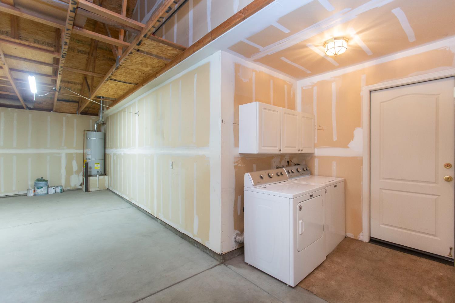 202 Meandering Ln, Turlock, CA 95382
