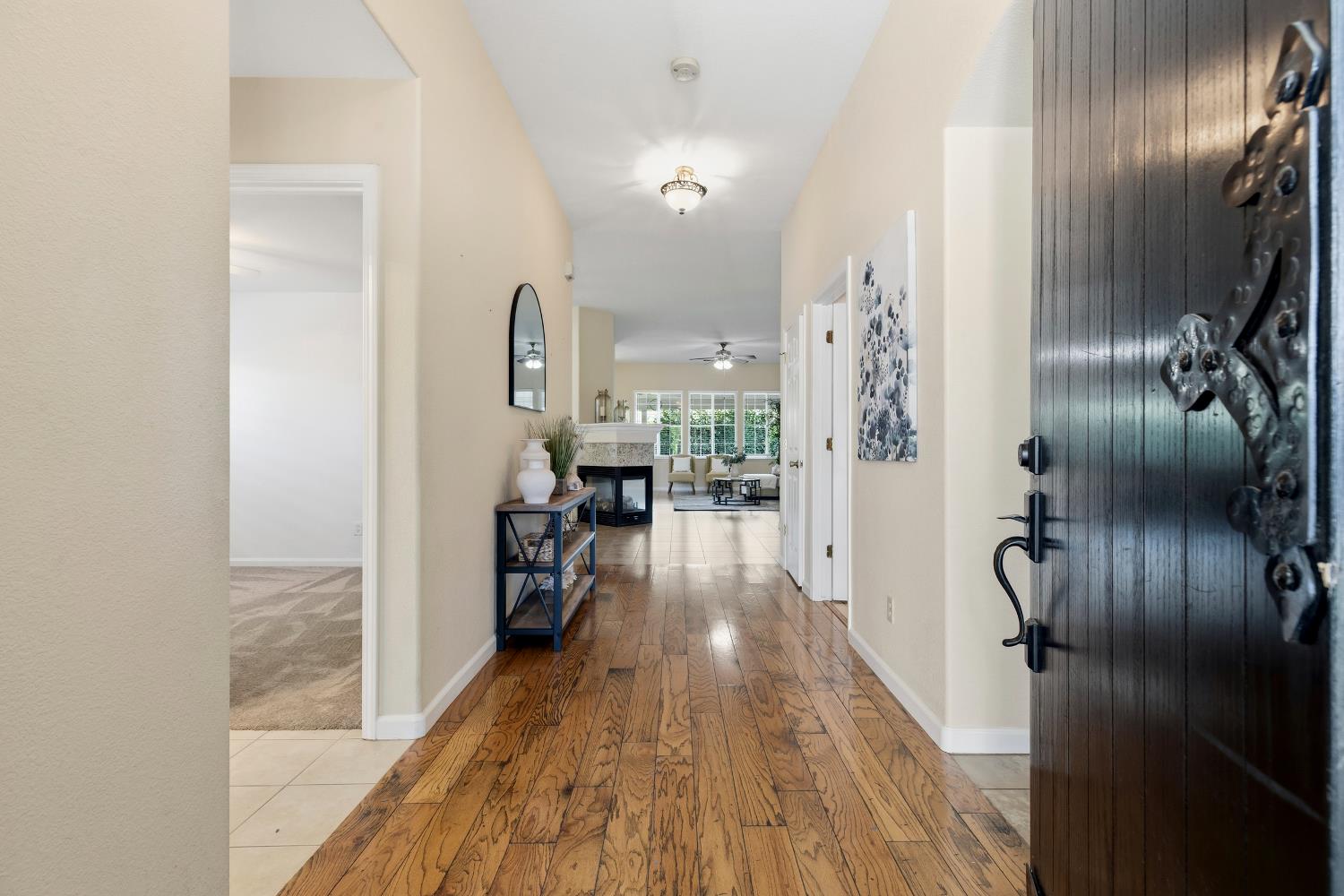 3808 Guildford Ln, Modesto, CA 95355