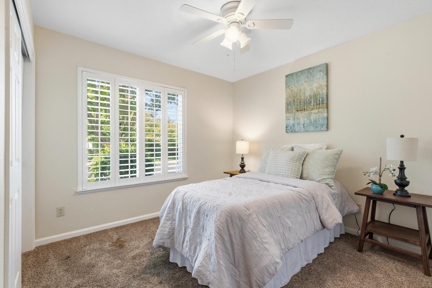 3808 Guildford Ln, Modesto, CA 95355