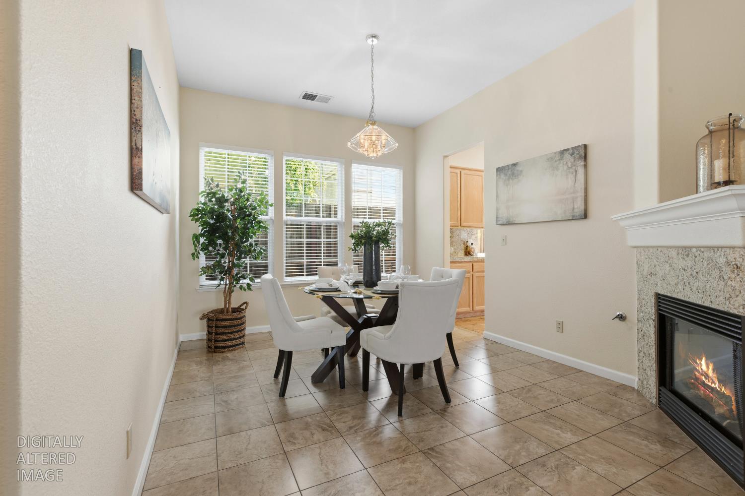 3808 Guildford Ln, Modesto, CA 95355