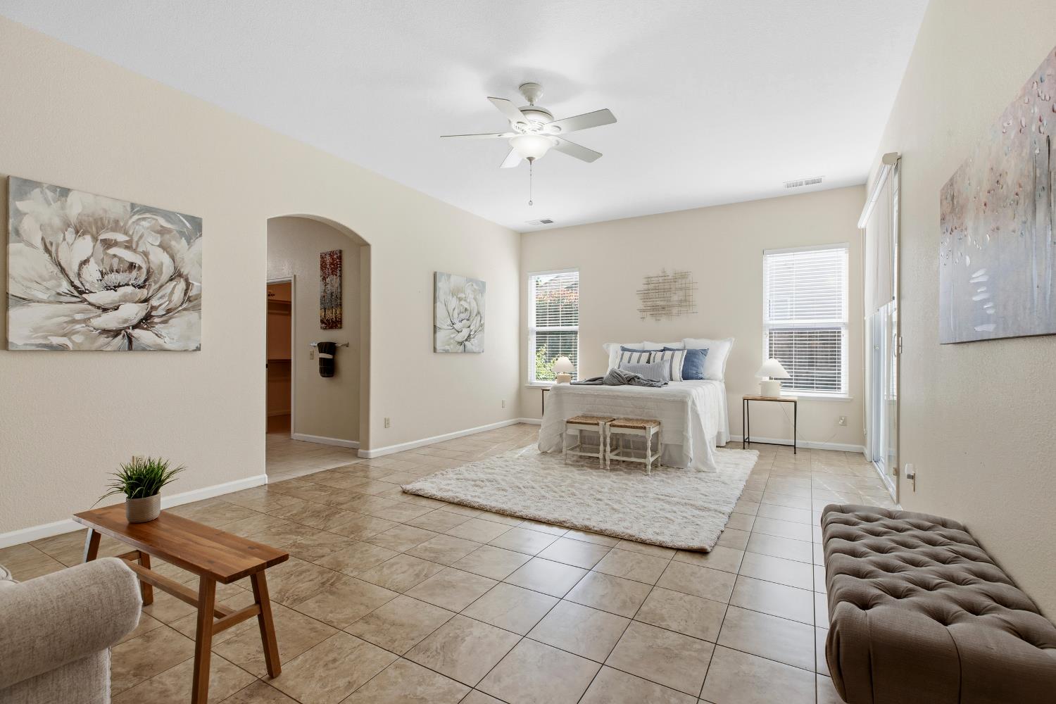 3808 Guildford Ln, Modesto, CA 95355