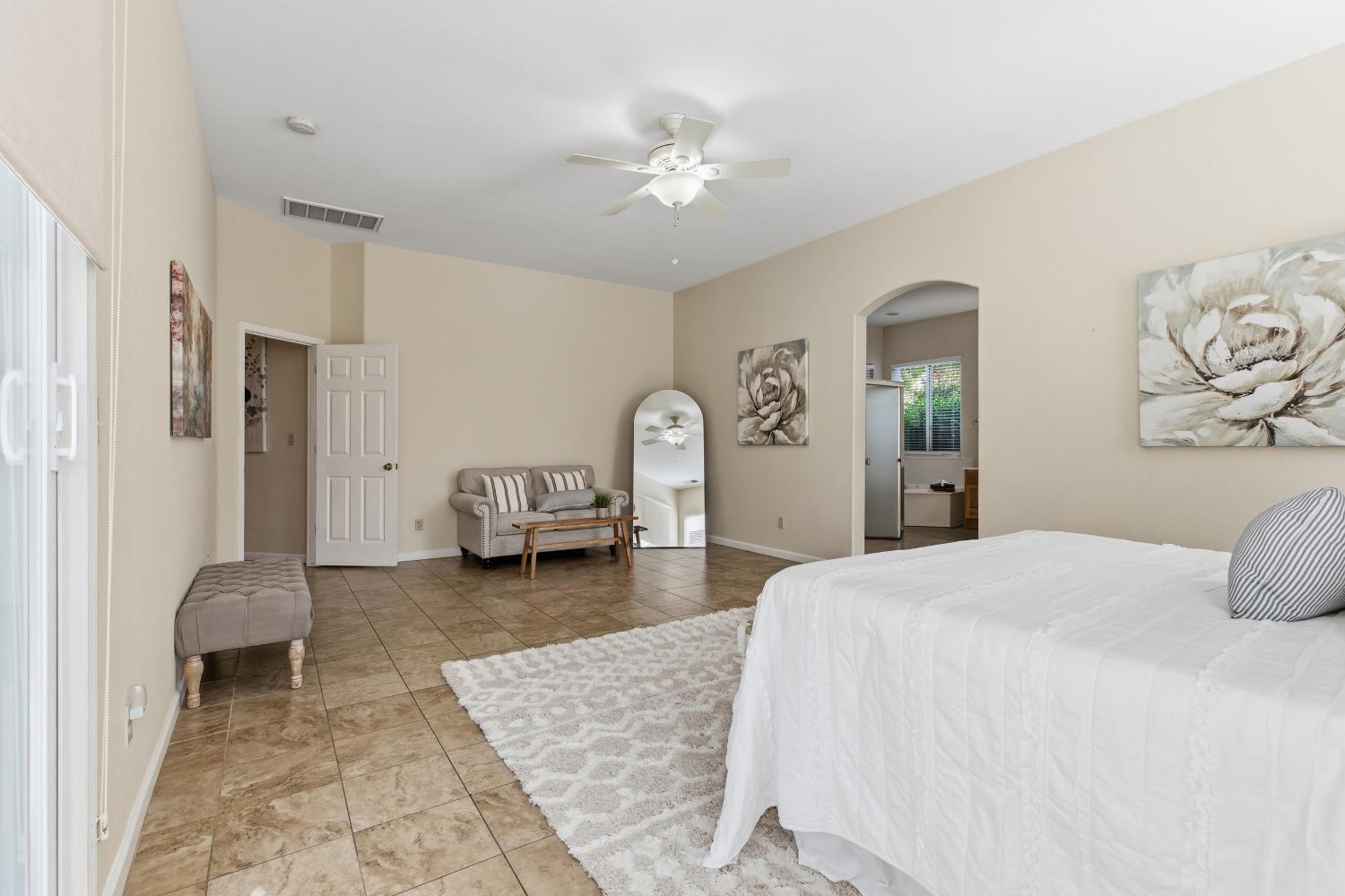 3808 Guildford Ln, Modesto, CA 95355