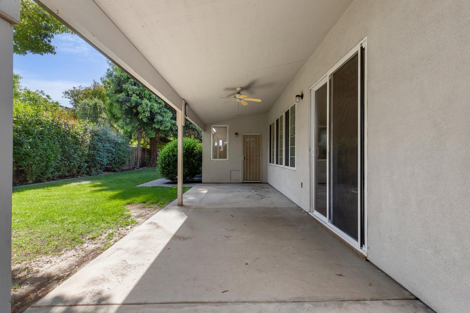 3808 Guildford Ln, Modesto, CA 95355