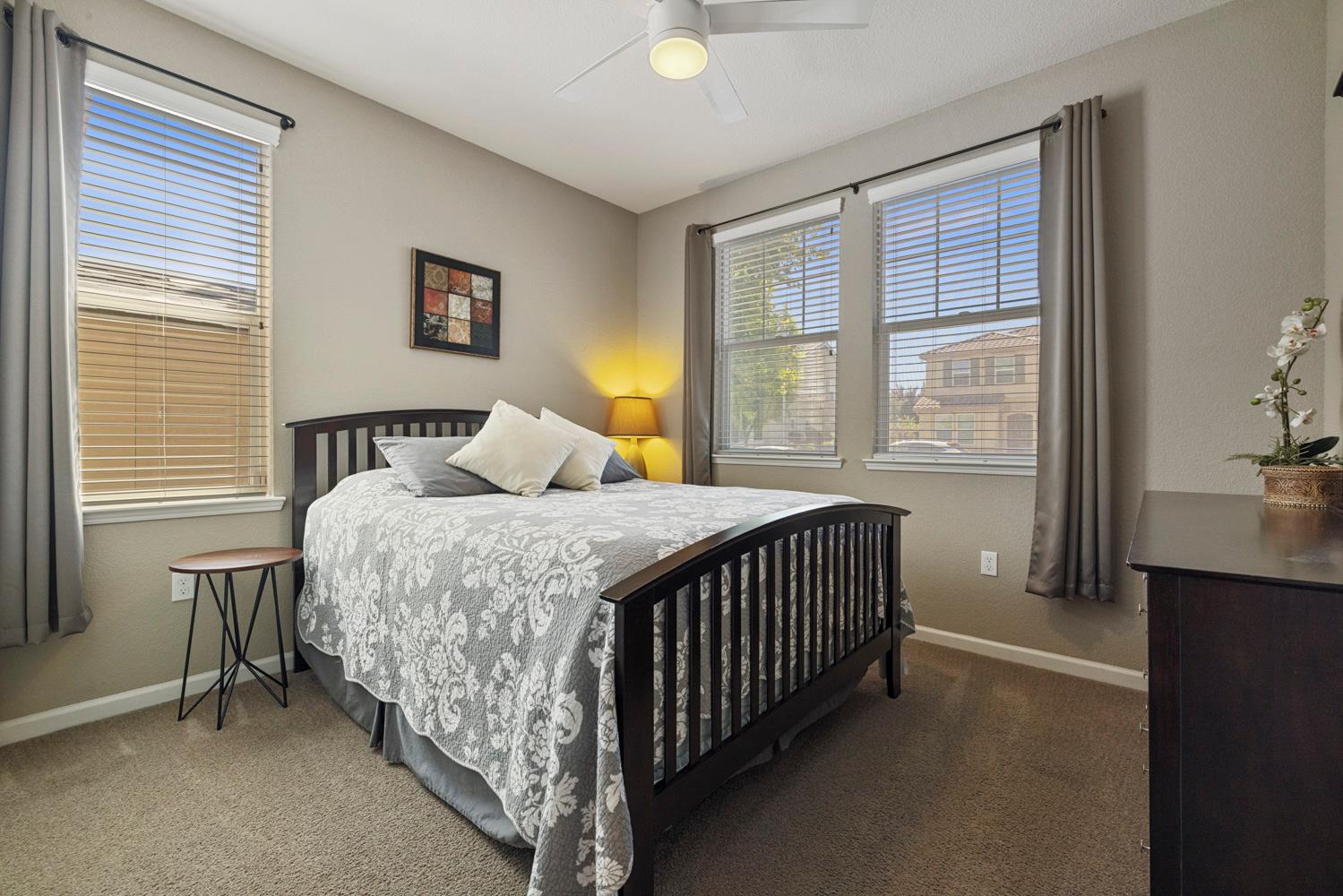 263 Franklin Ln, Ripon, CA 95366