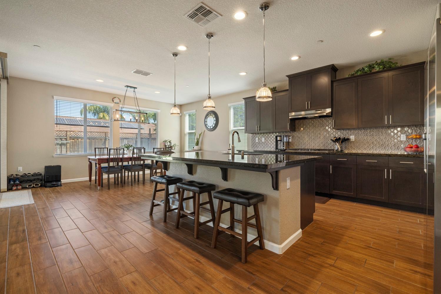 263 Franklin Ln, Ripon, CA 95366