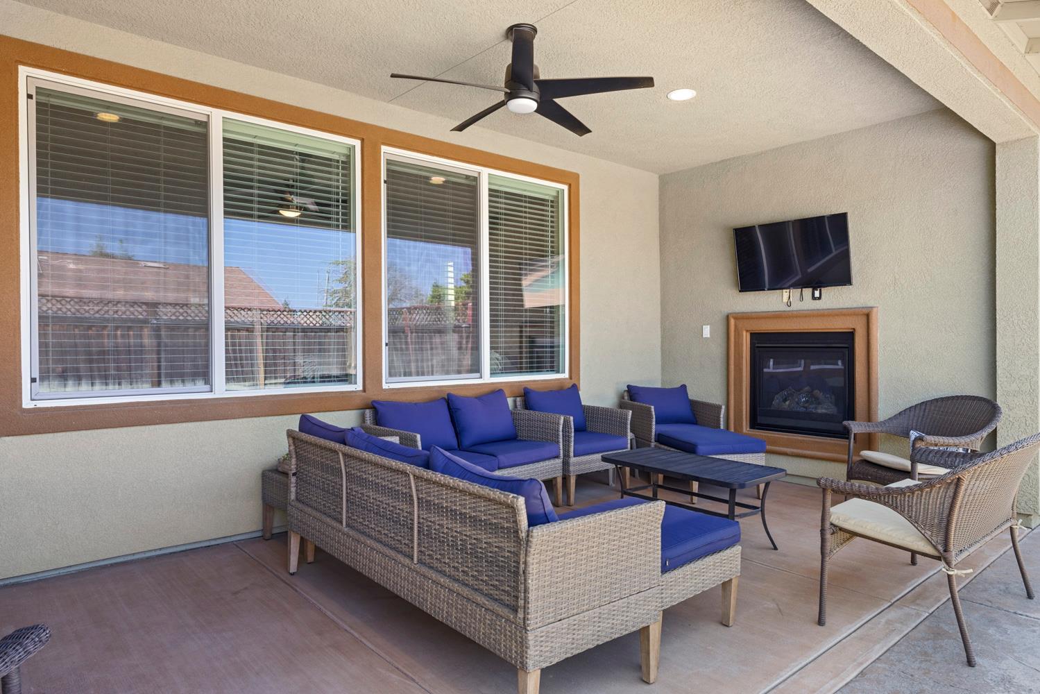 263 Franklin Ln, Ripon, CA 95366