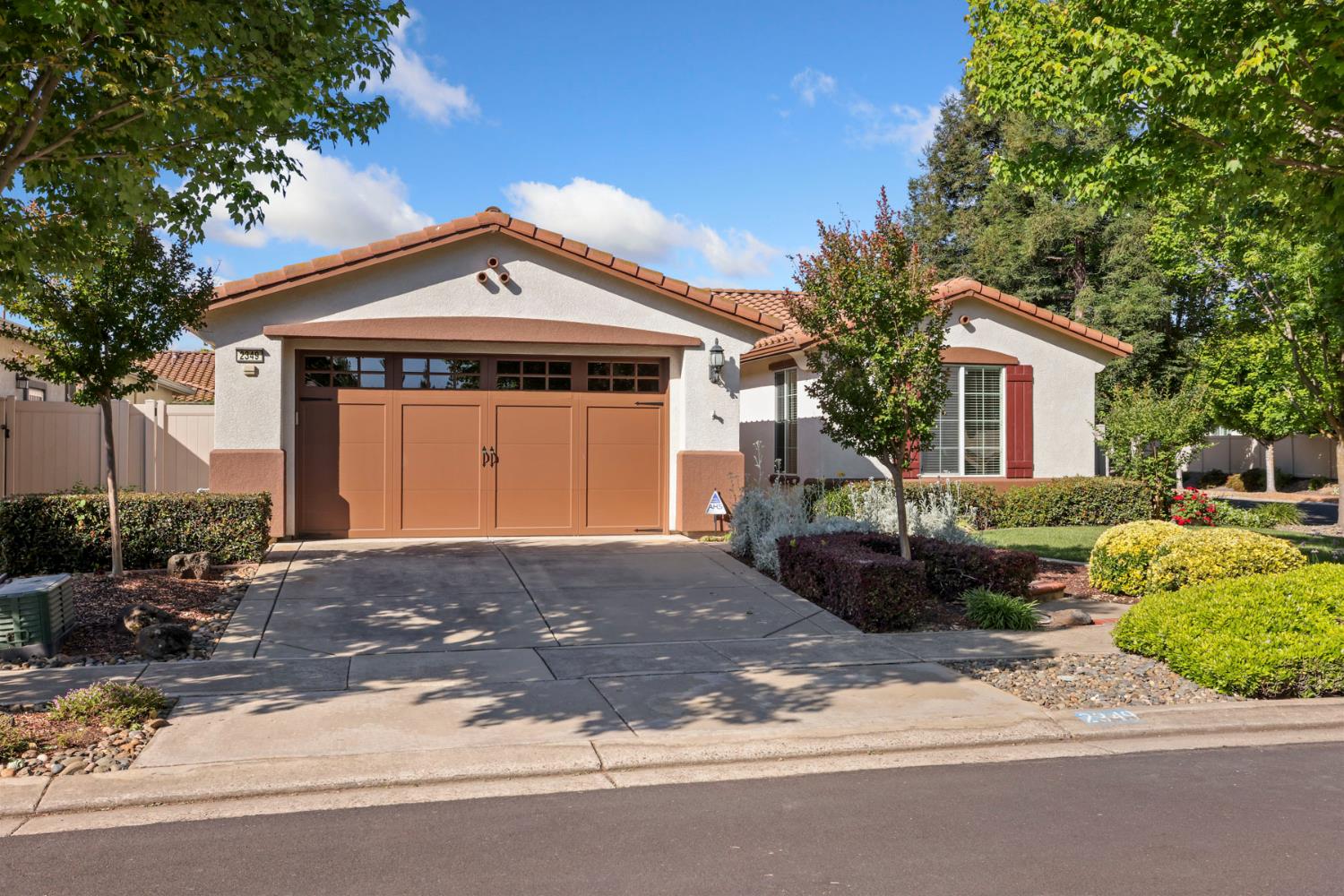 2349 Belle Glade Ln, Manteca, CA 95336