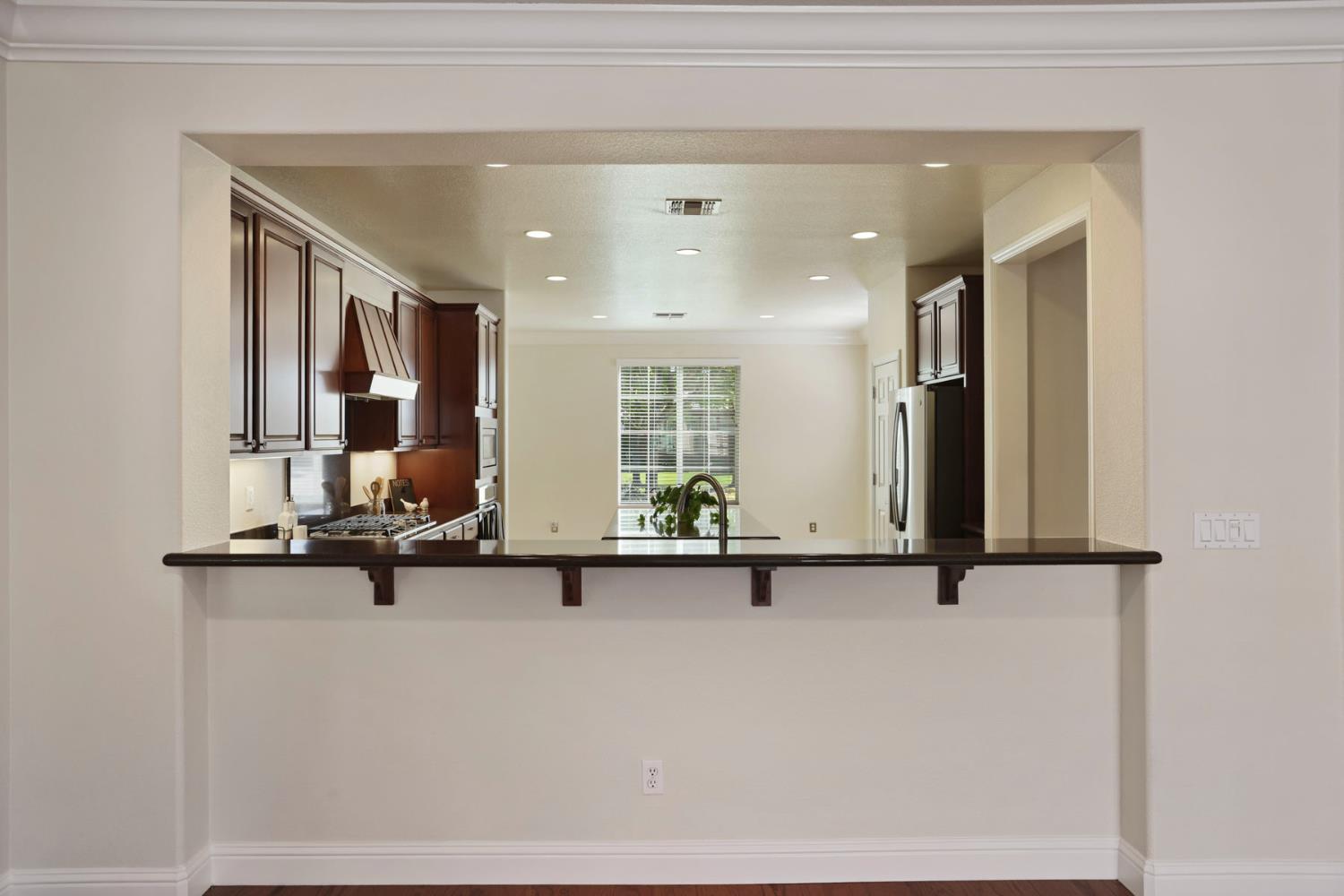 2349 Belle Glade Ln, Manteca, CA 95336