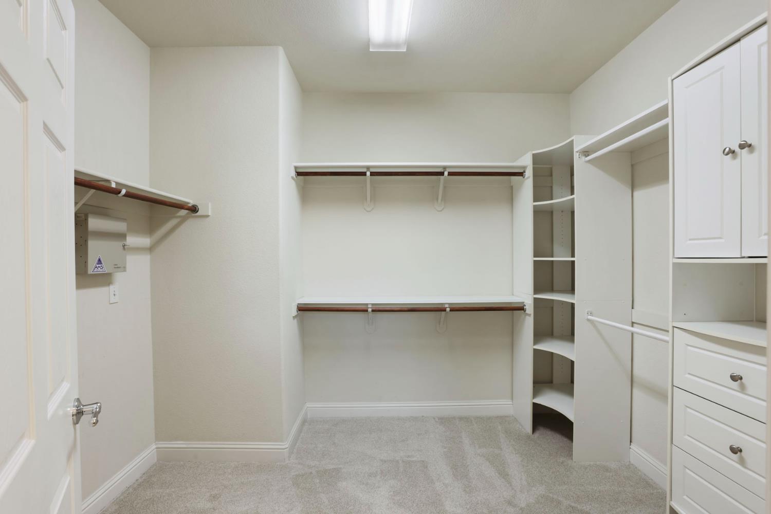 2349 Belle Glade Ln, Manteca, CA 95336