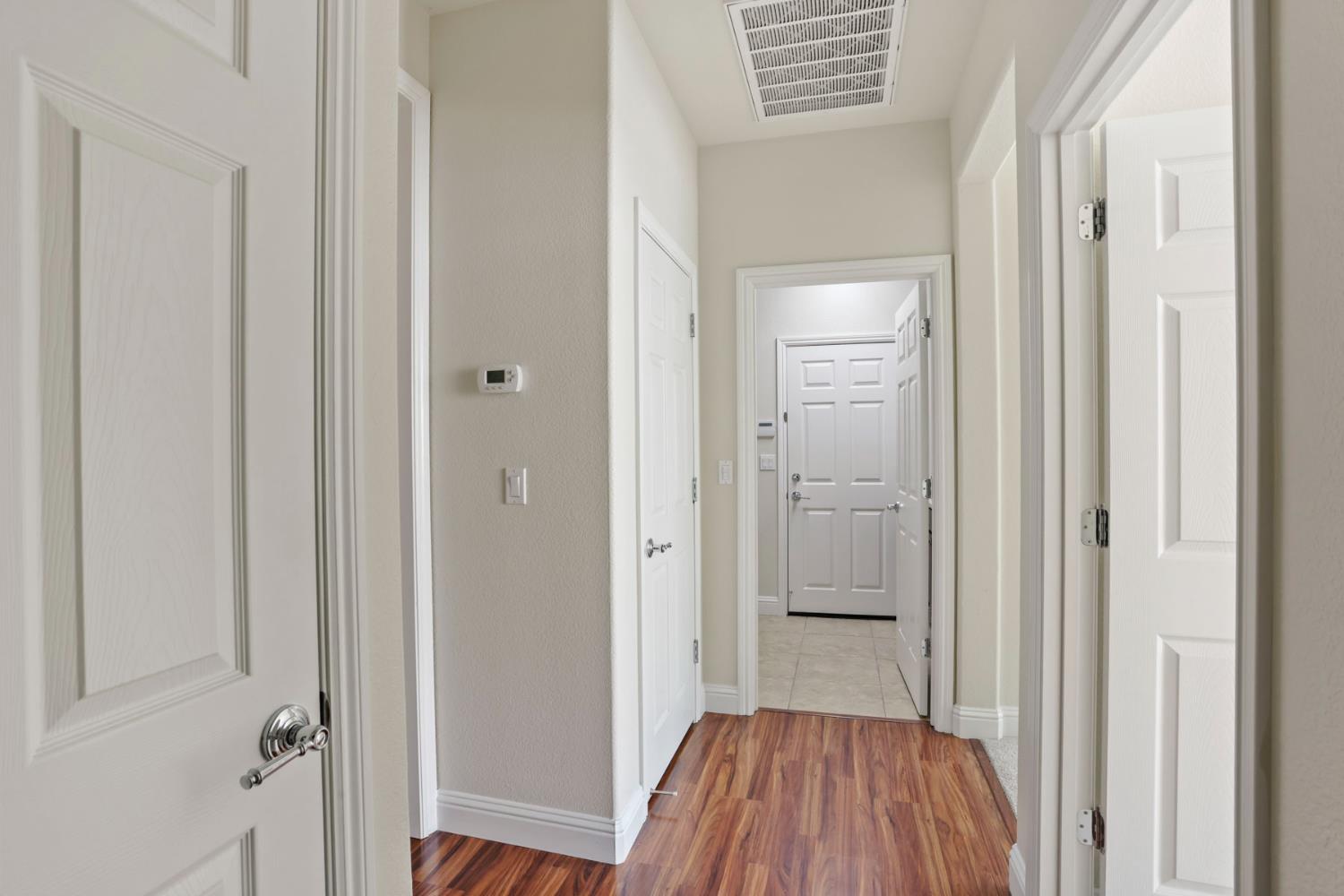 2349 Belle Glade Ln, Manteca, CA 95336