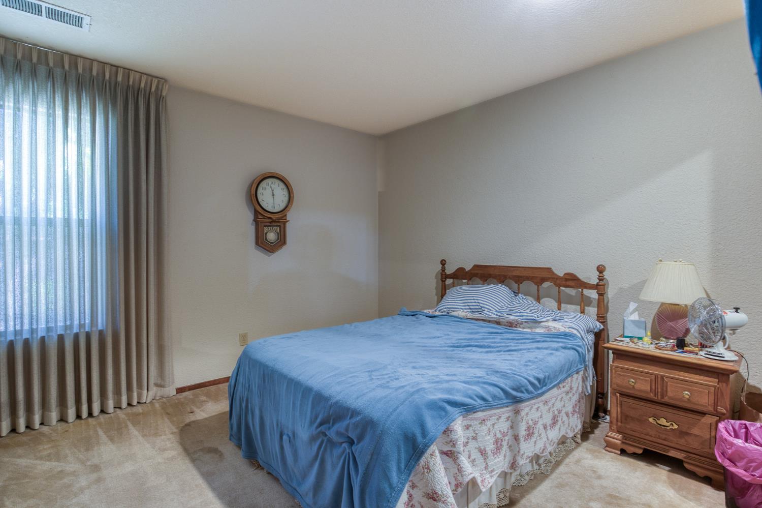 2501 Hilversum Ln, Modesto, CA 95356