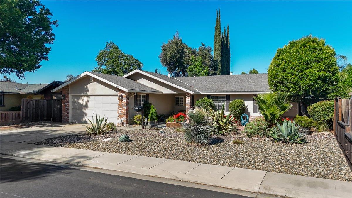 1829 Vallejo Dr, Modesto, CA 95355