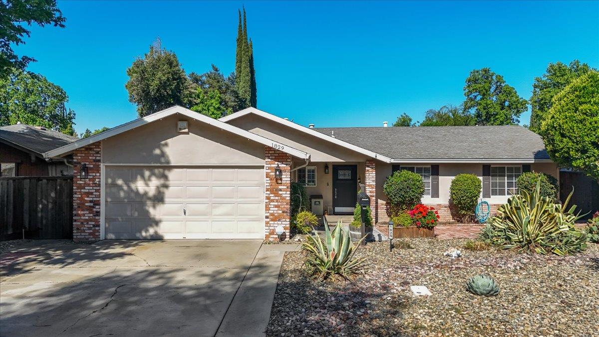 1829 Vallejo Dr, Modesto, CA 95355