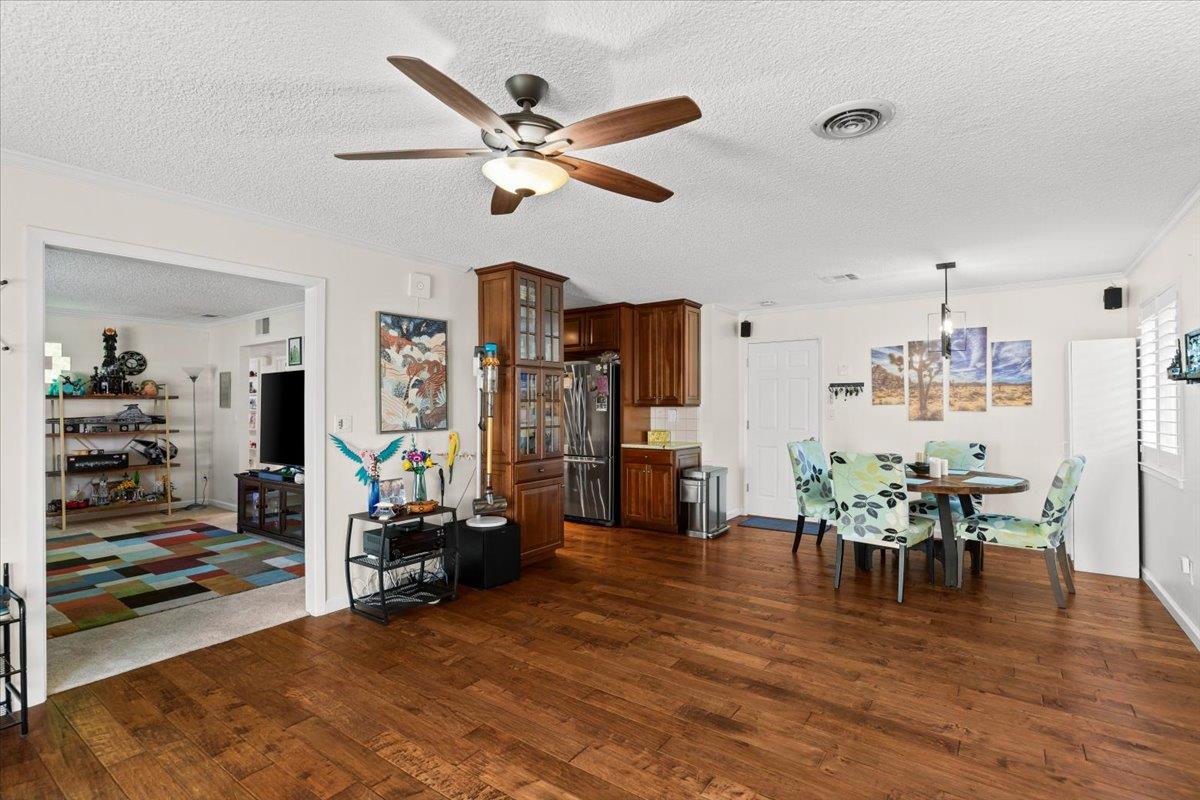 1829 Vallejo Dr, Modesto, CA 95355