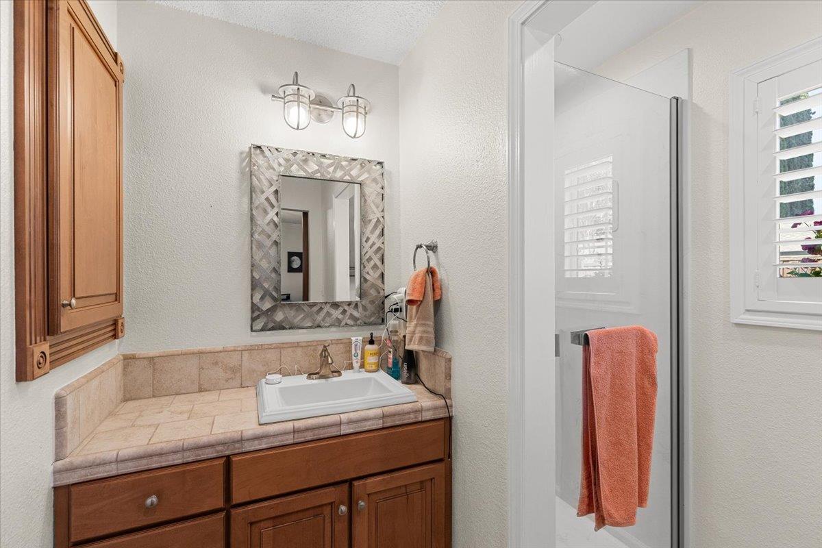1829 Vallejo Dr, Modesto, CA 95355