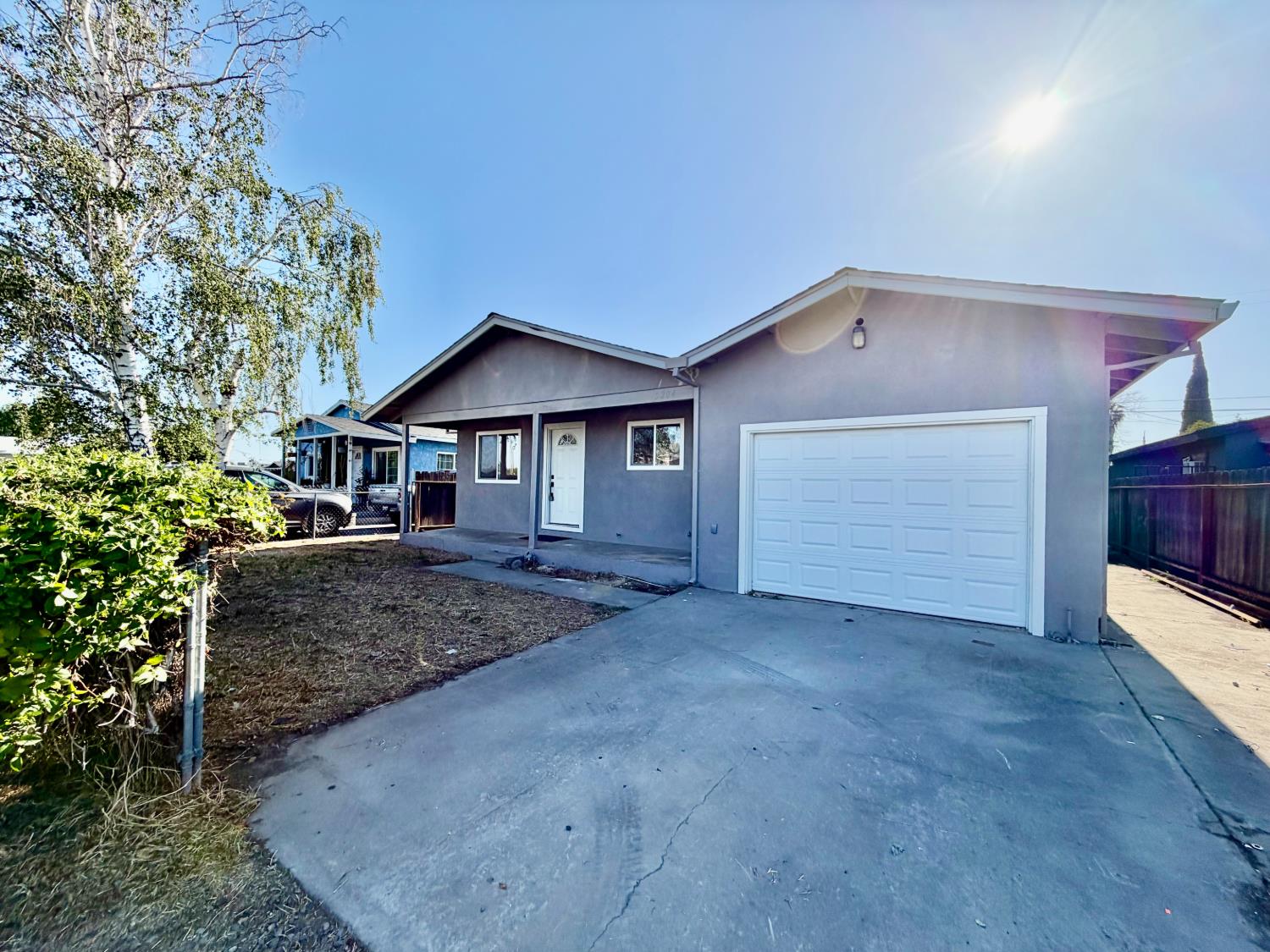 5204 7th St, Keyes, CA 95328