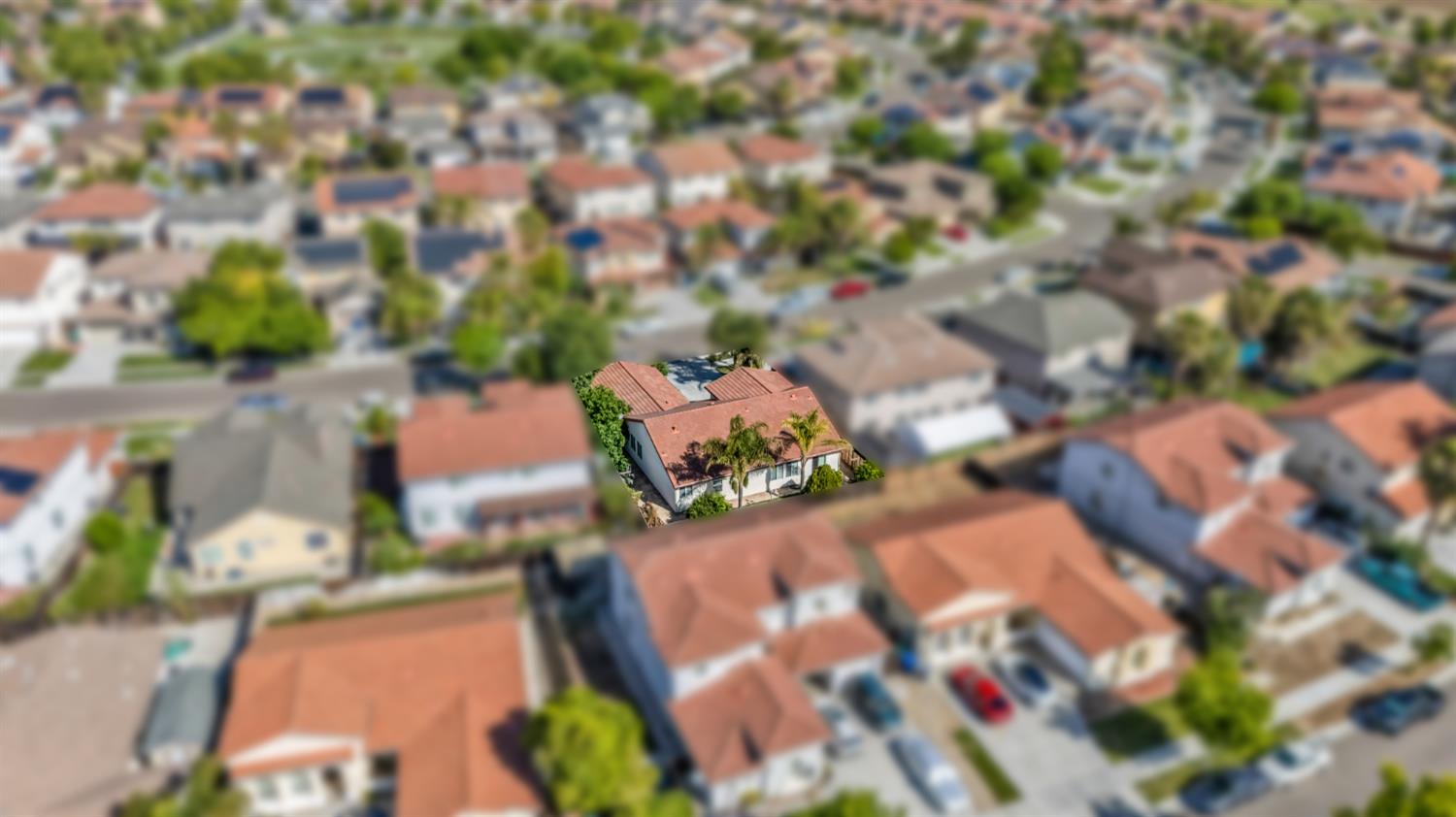 2461 S Mountainside Dr, Los Banos, CA 93635