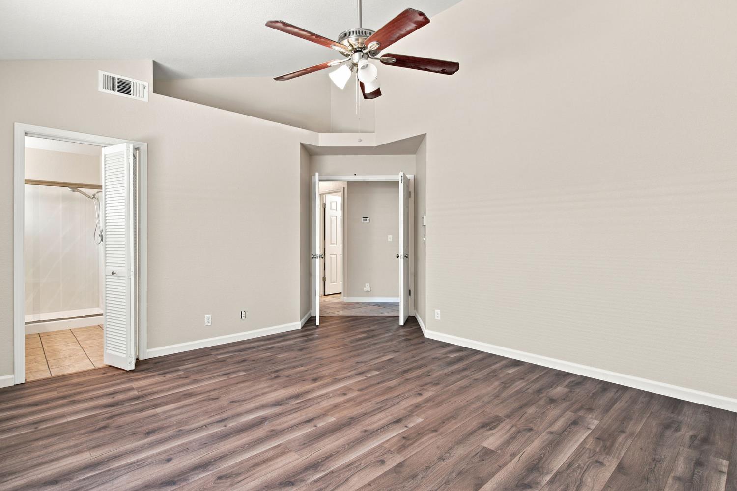 245 Douma Way, Ripon, CA 95366