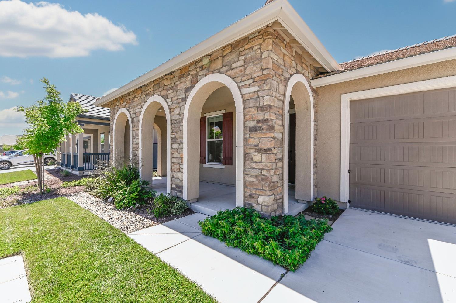 1849 Birdie Ave, Manteca, CA 95337