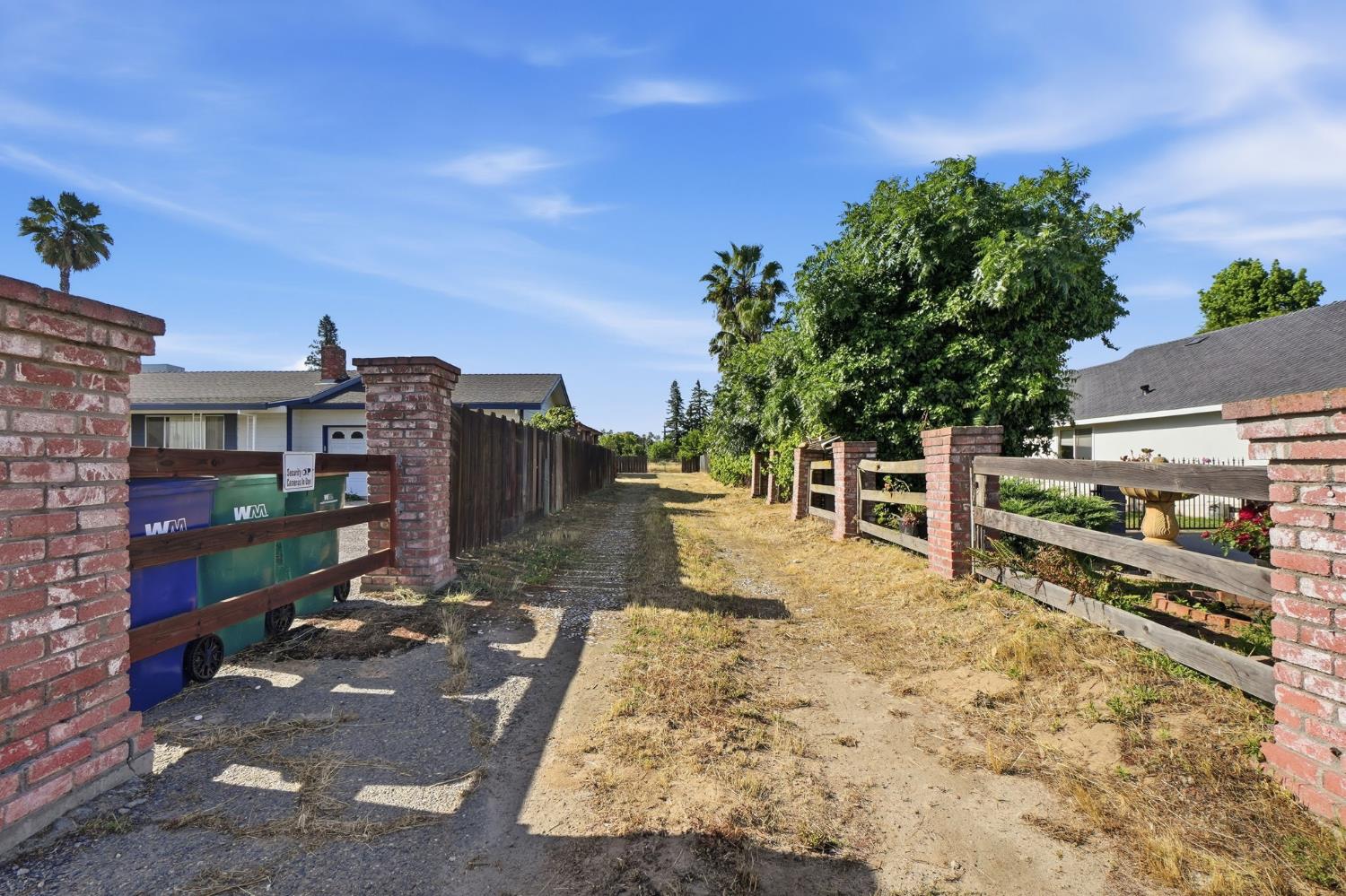 6845 Camellia Dr, Atwater, CA 95301