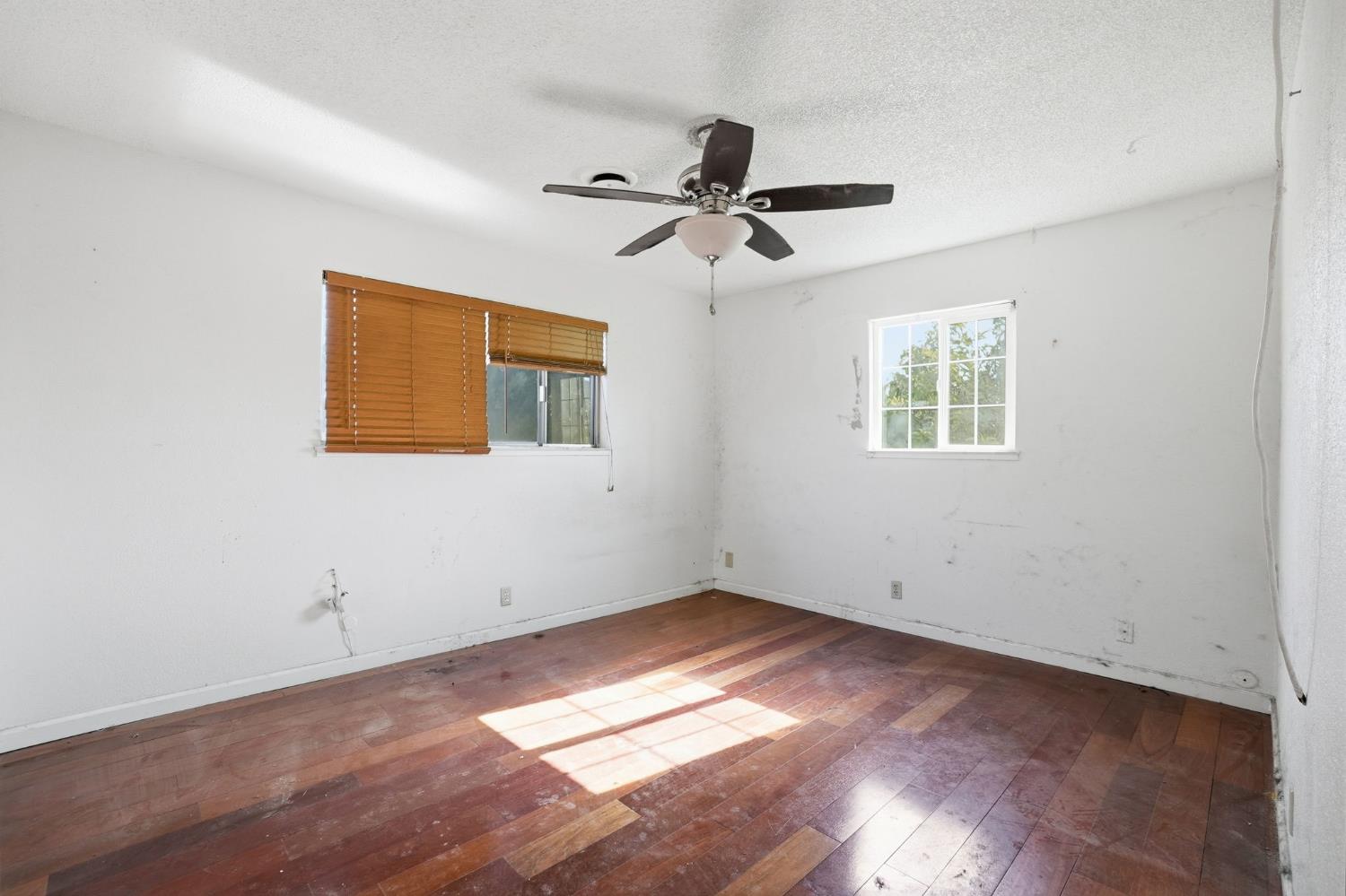 6845 Camellia Dr, Atwater, CA 95301