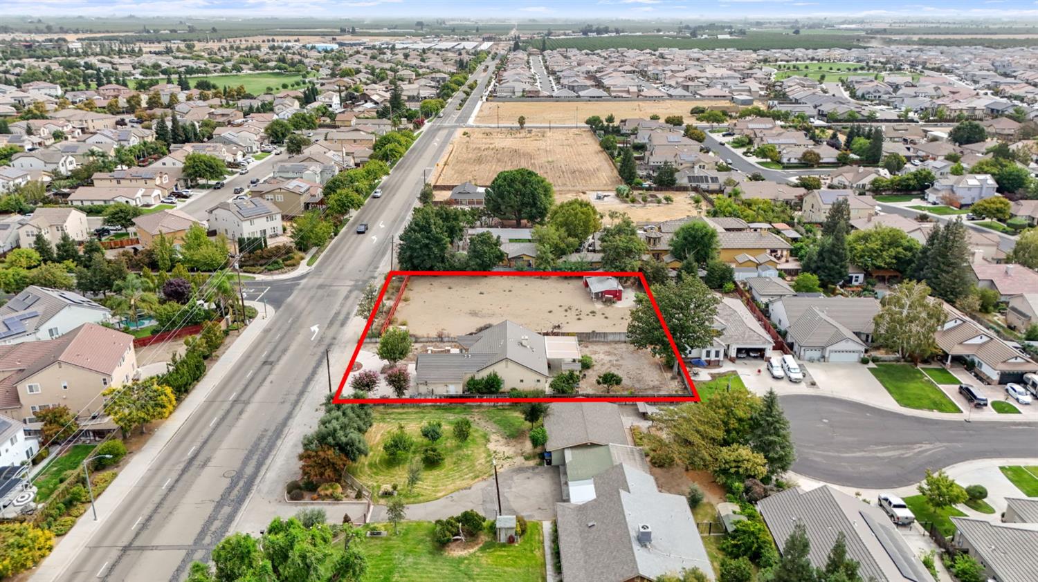 984 E Woodward Ave, Manteca, CA 95337