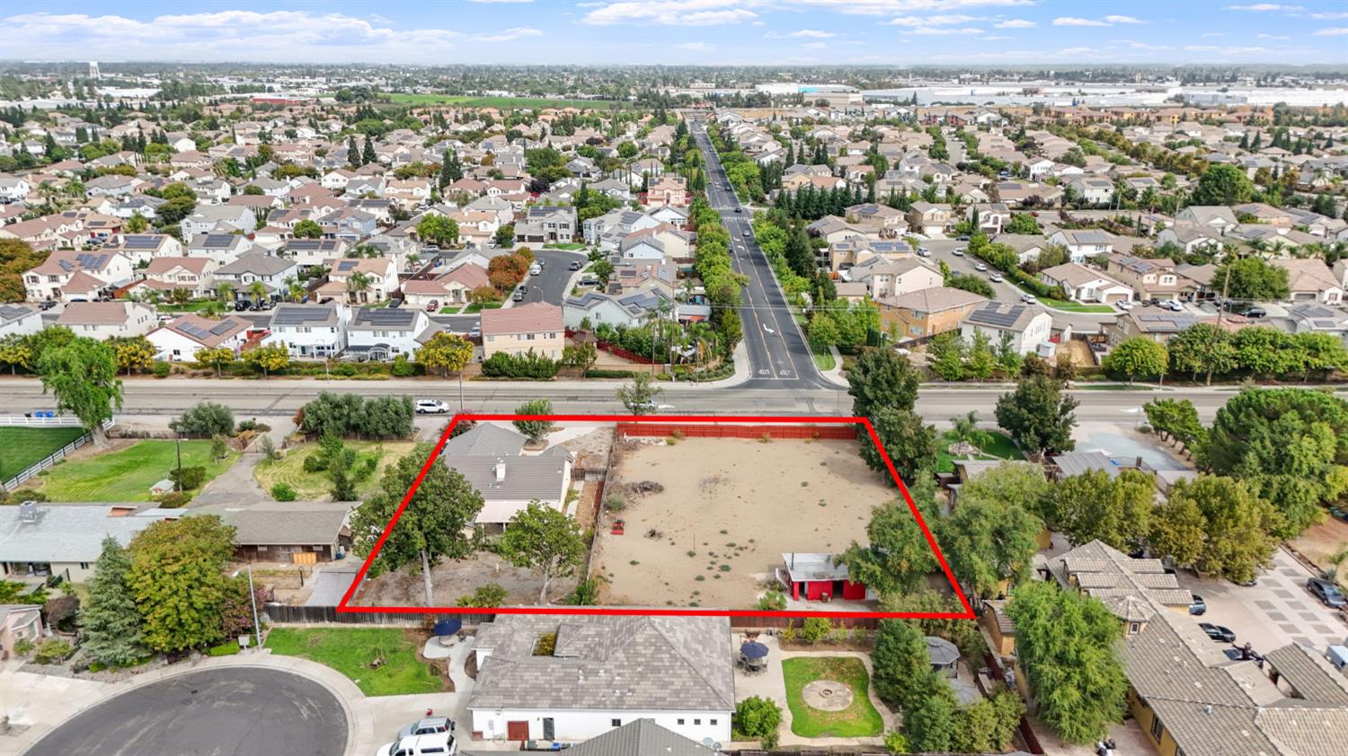 984 E Woodward Ave, Manteca, CA 95337