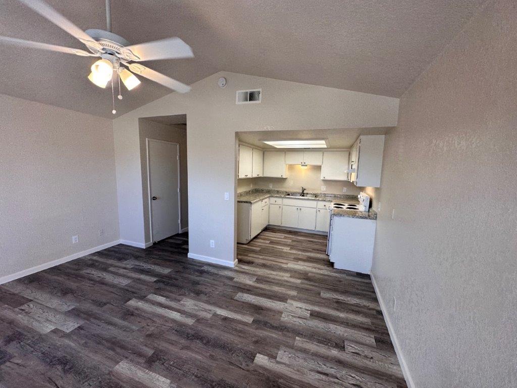 1405 E Cypress Ave #9-112, Reedley, CA 93654