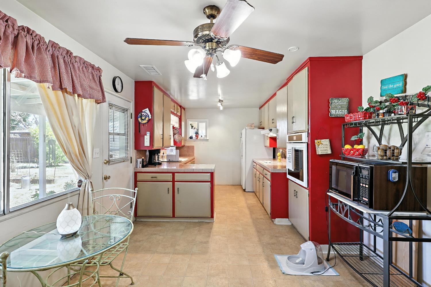 1608 Ohio Ave, Modesto, CA 95358