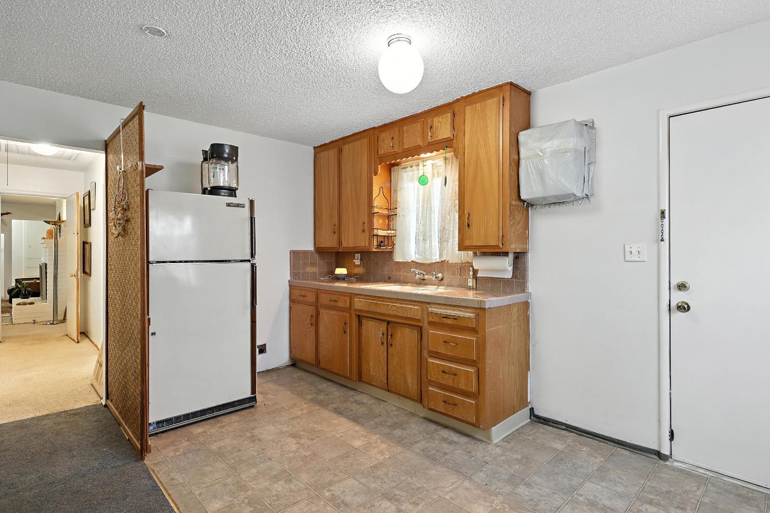 1608 Ohio Ave, Modesto, CA 95358