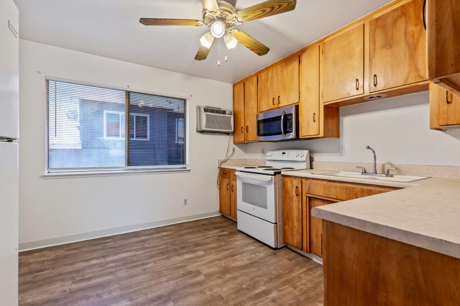 814 2nd St, Modesto, CA 95351