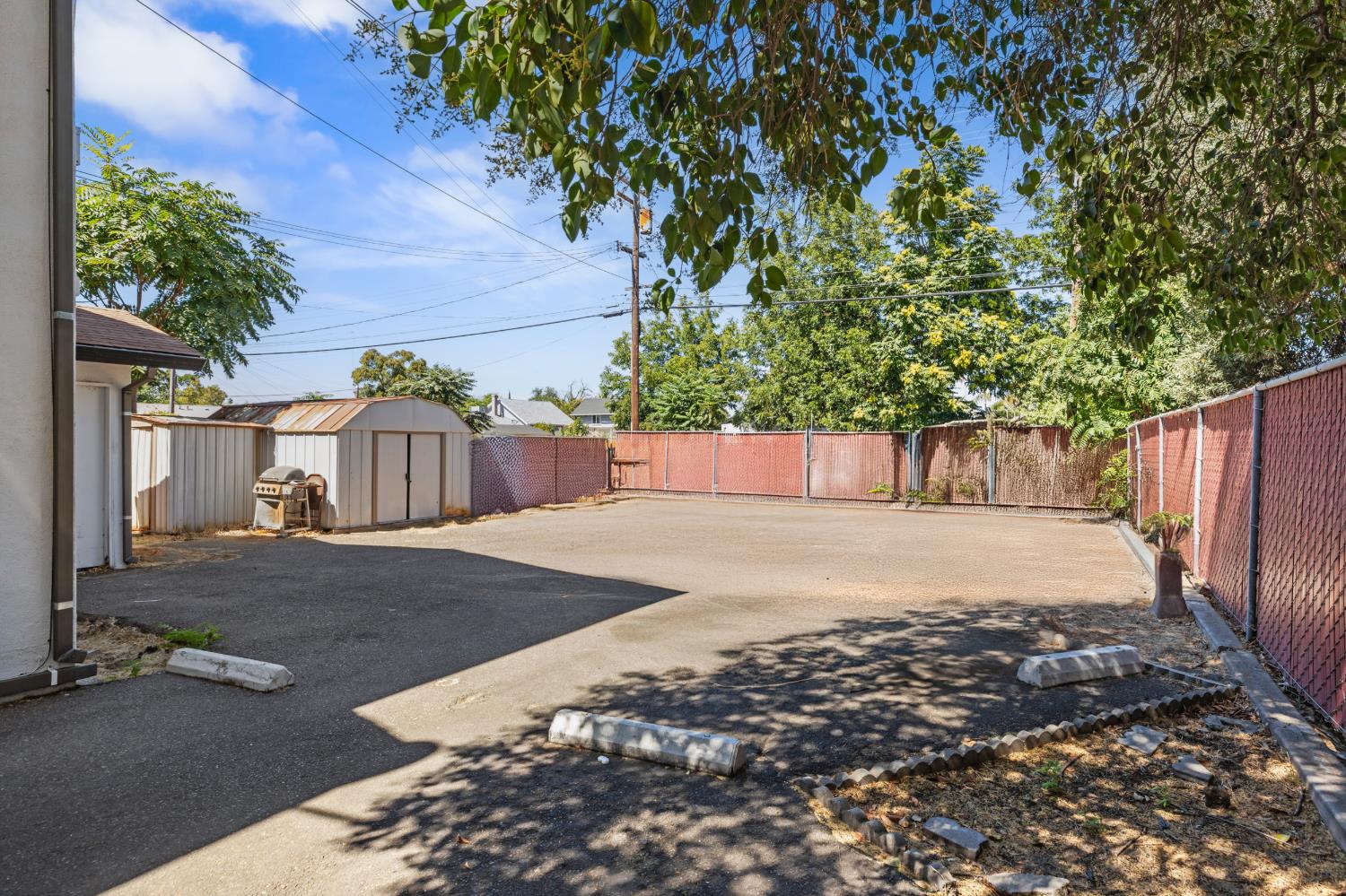 814 2nd St, Modesto, CA 95351