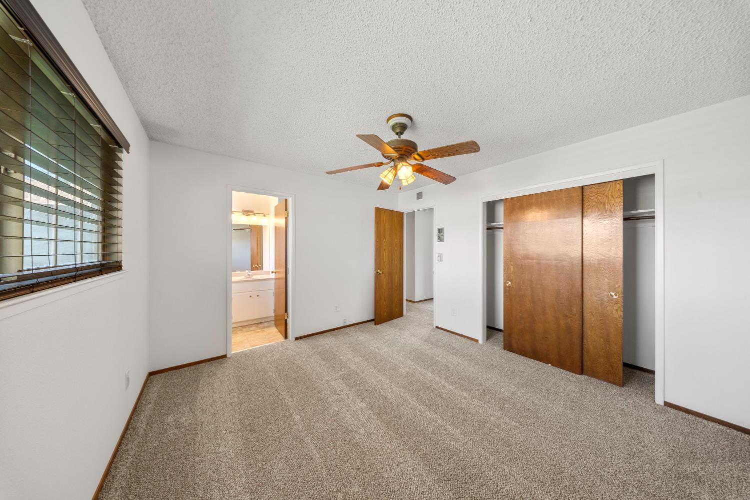1404 Pepperwood Dr, Modesto, CA 95350