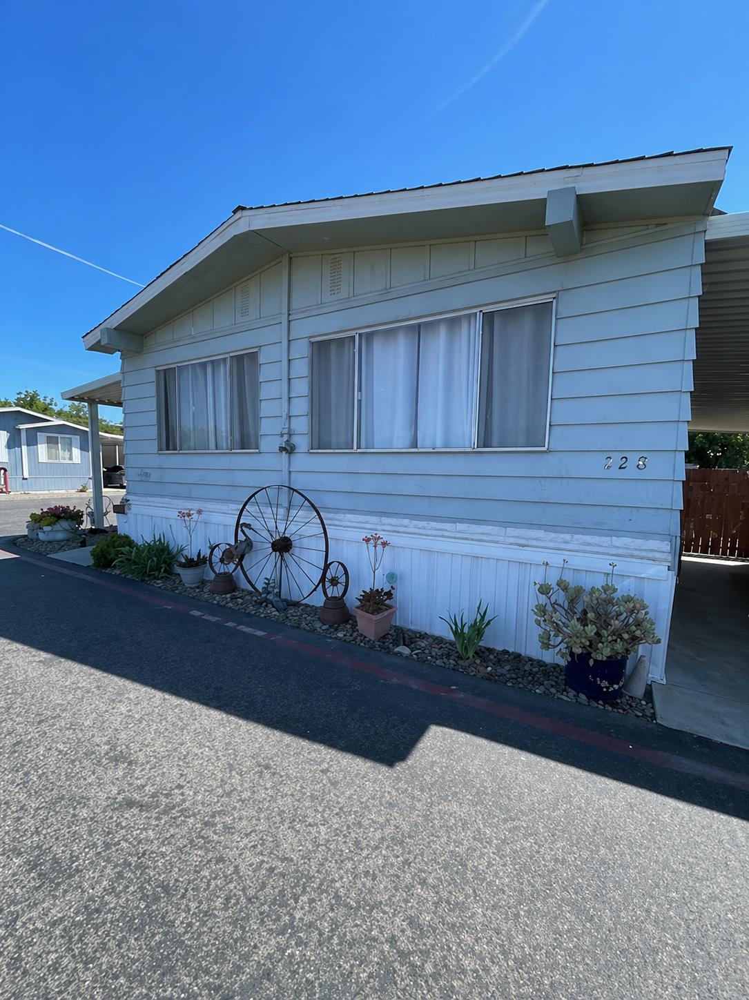 8200 Jantzen Rd #228, Modesto, CA 95357
