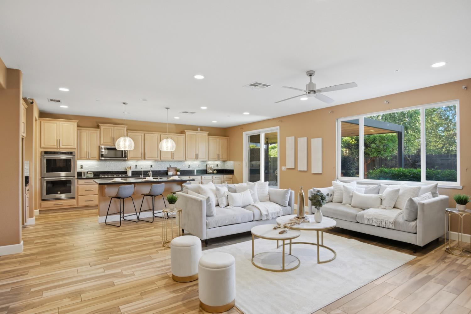 655 Mono St, Manteca, CA 95337