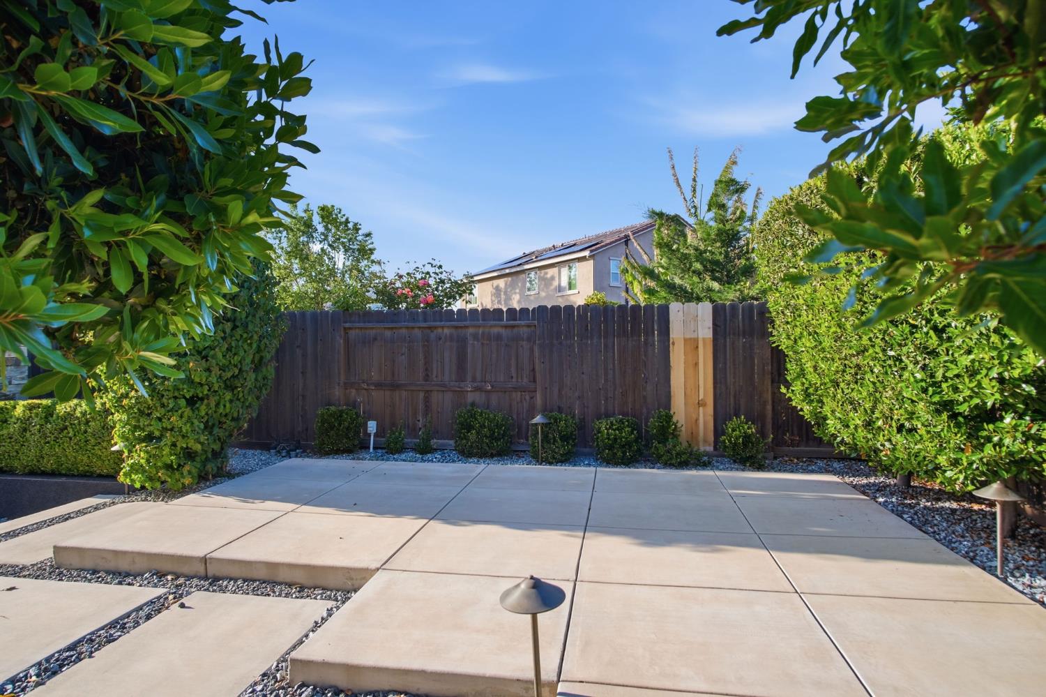 655 Mono St, Manteca, CA 95337