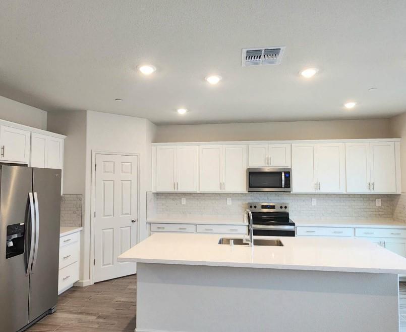 1792 Skagway Ave, Manteca, CA 95337